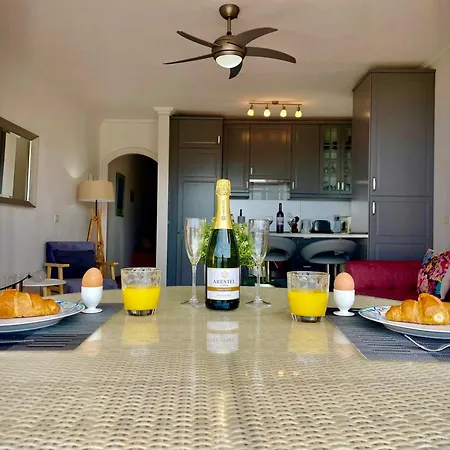 Spacious With Sea Views Apartamento